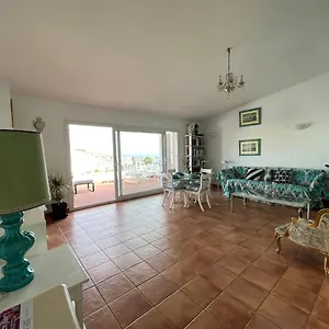 https://penthouse-in-cadaques.catalonia-hotels.com